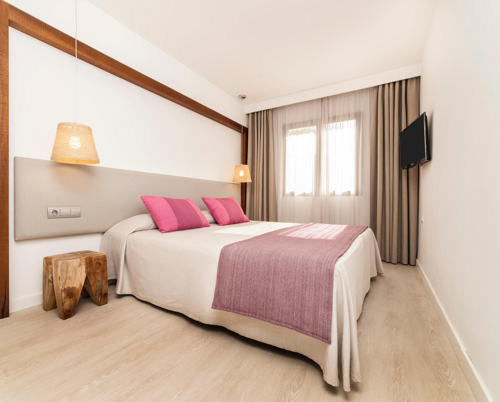 Insotel Club Tarida Playa Sant Josep de sa Talaia Luaran gambar