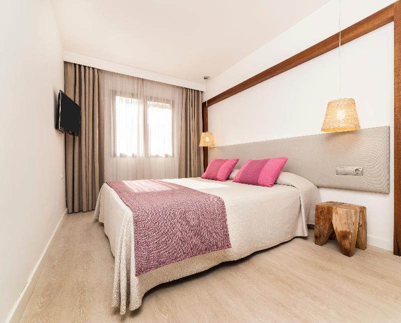 Insotel Club Tarida Playa Sant Josep de sa Talaia Luaran gambar